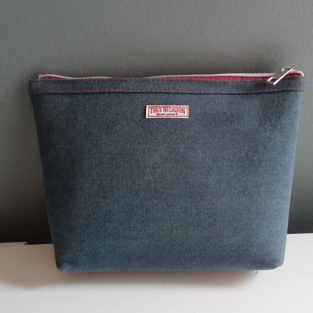 True Religion Rhinestone Denim Makeup Bag Cosmetic Pouch Zipper‎ Travel Pouch